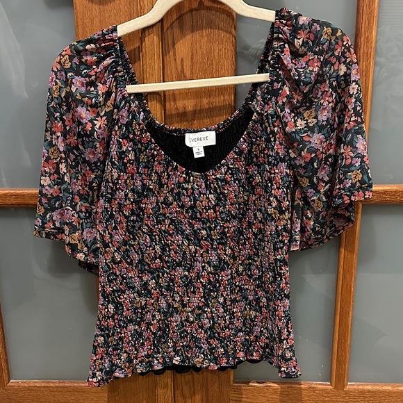 Evereve Black Multicolor Floral Smocked Blouse - Picture 3 of 7